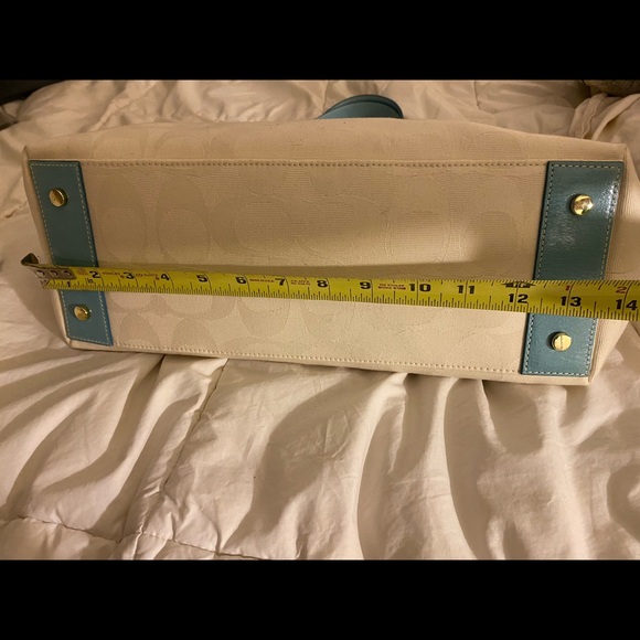 Auth Coach Large Bag - Picture 7 of 8